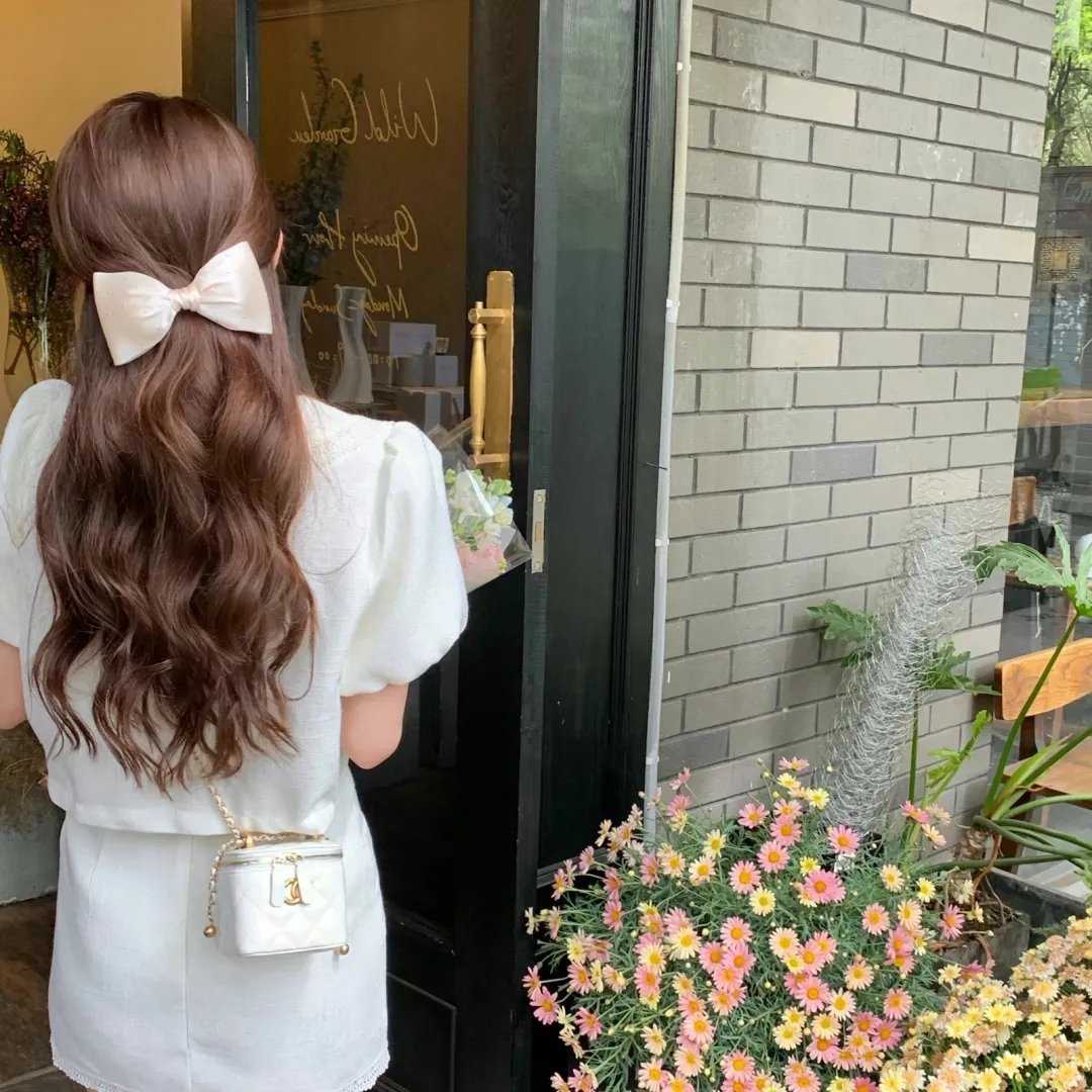宝岛妖后海报